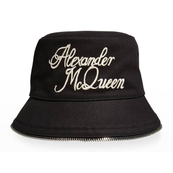 NWT Alexander McQueen Men's Logo Script Zip Brim Bucket Hat (M)
